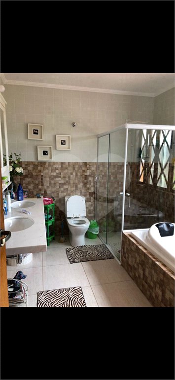 Chácara para alugar com 4 quartos, sendo 2 suítes,  no Centro (canguera), São Roque, SP