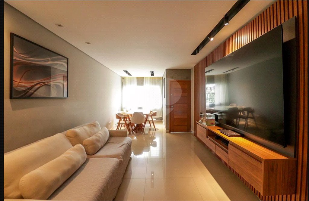 Casa à venda com 3 quartos, sendo 1 suíte, no condomínio Smile View, São Paulo - SP