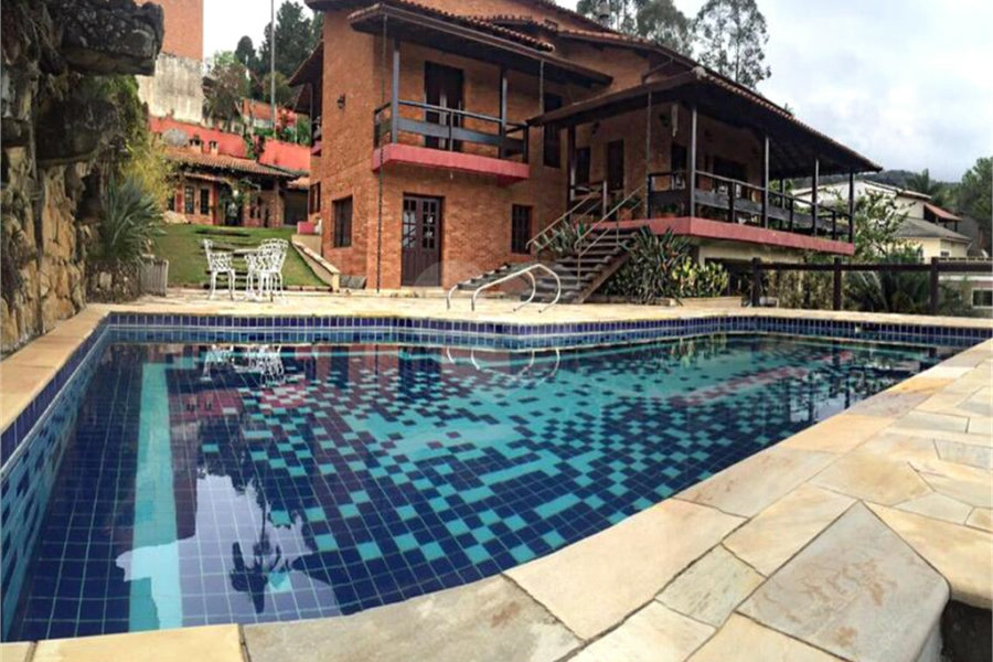 Casa à venda com 5 suítes em Alpes de Caieiras, Caieiras, SP