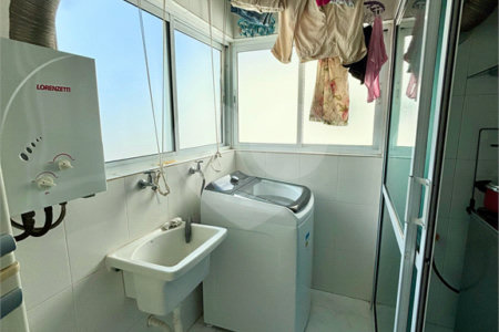 Apartamento à venda com 3 quartos, sendo 1 suíte,  em Indianópolis, São Paulo, SP