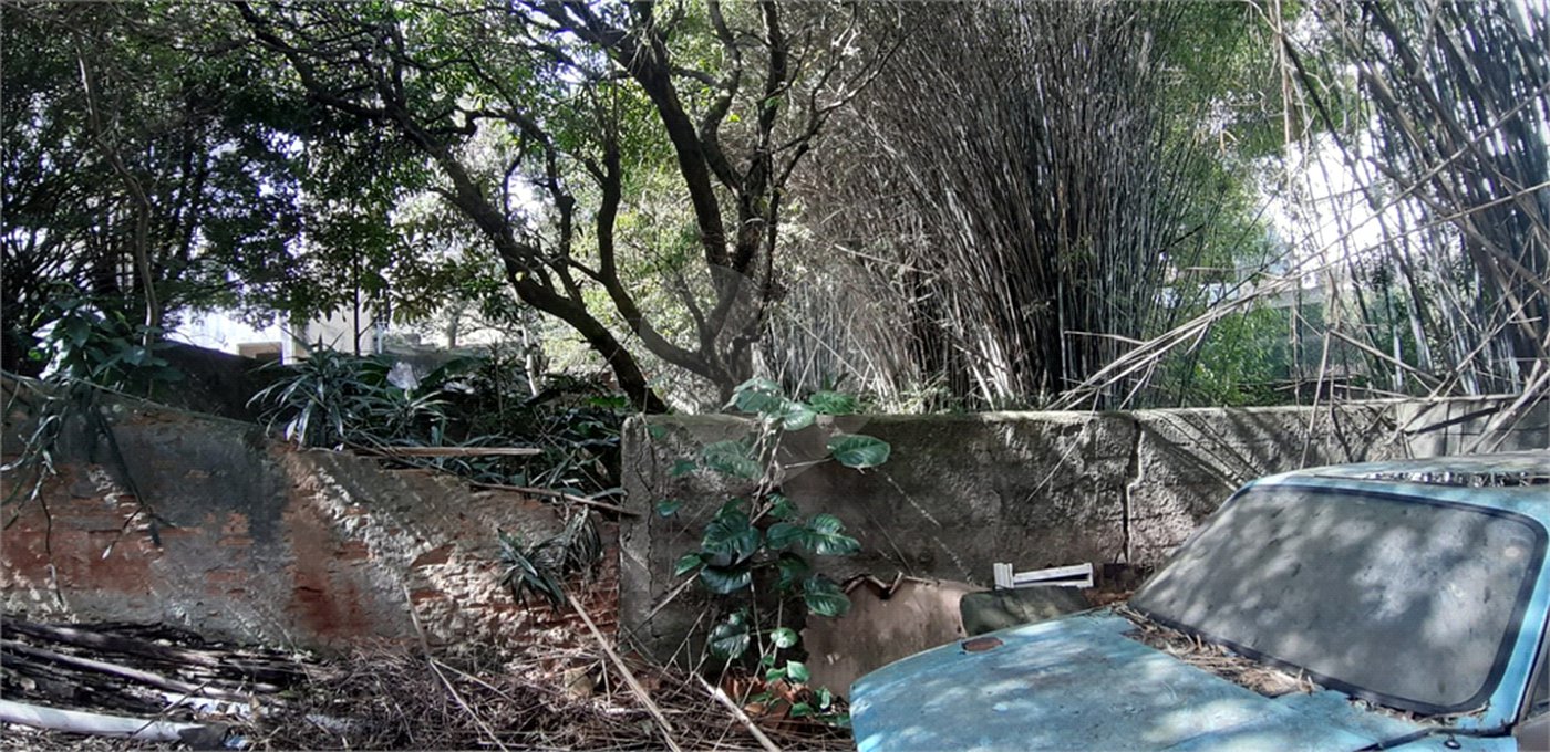 Terreno à venda em Santa Teresinha, São Paulo, SP