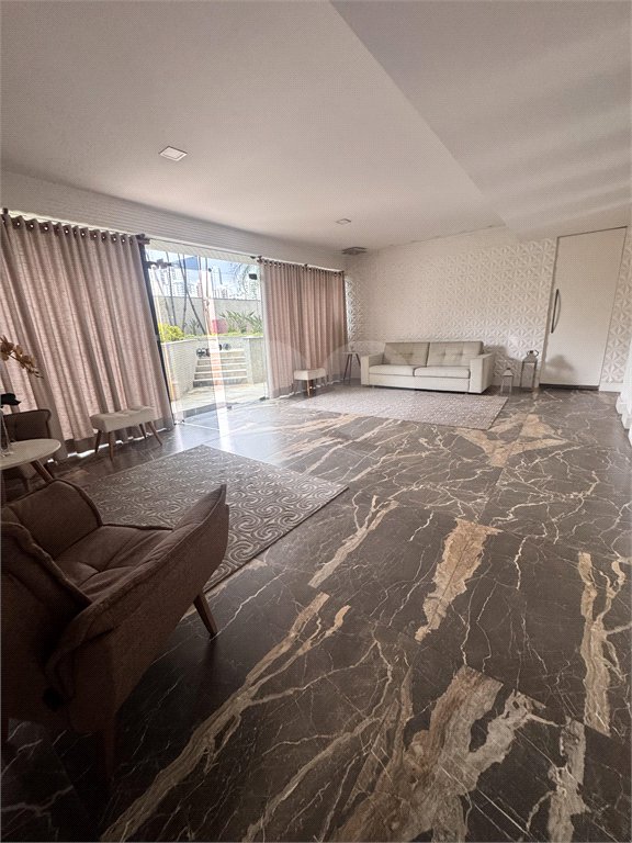 Apartamento à venda com 4 quartos, sendo 2 suítes, em Vila Regente Feijó, São Paulo, SP