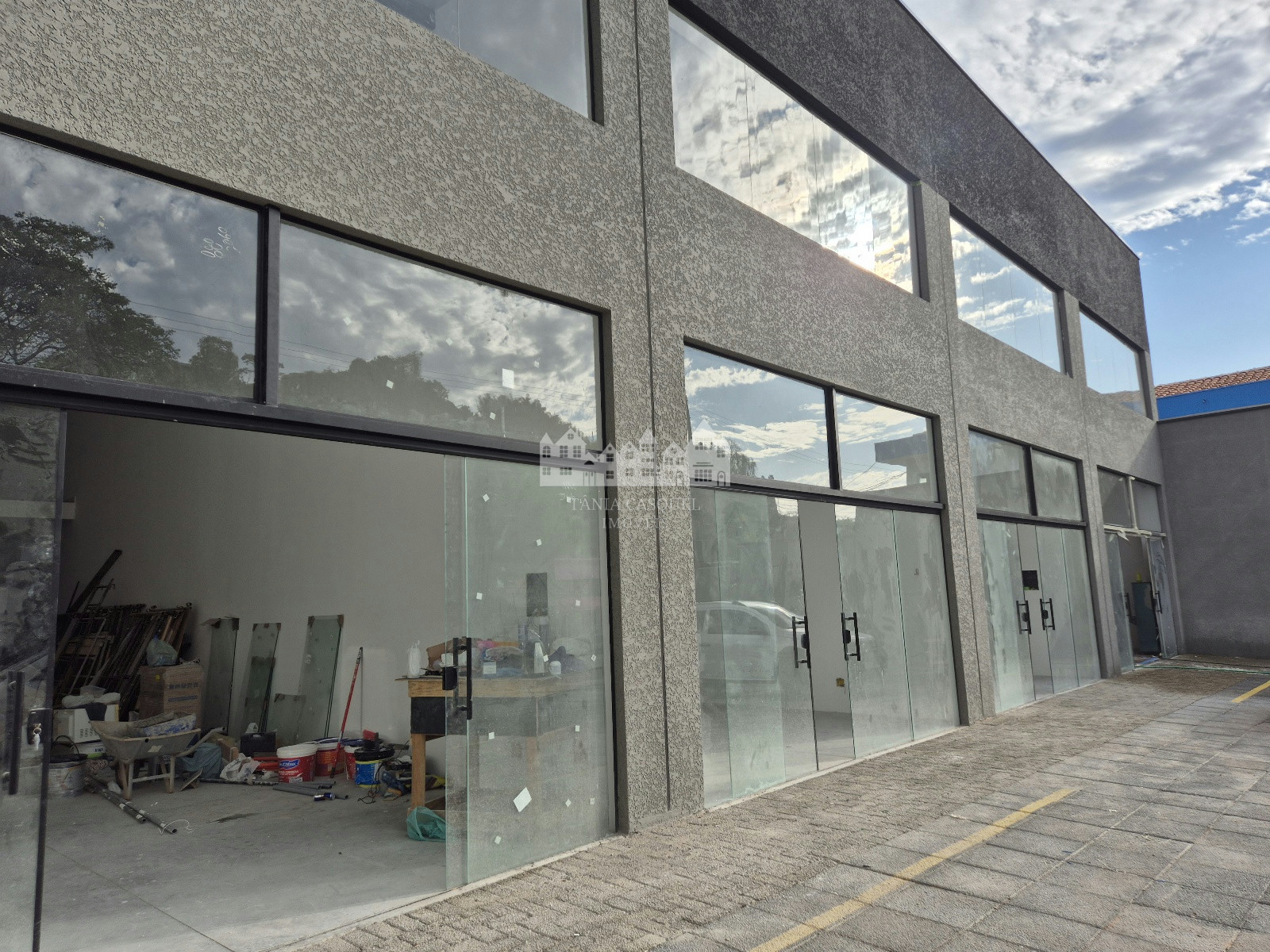 Loja-Salão, 139 m² - Foto 1