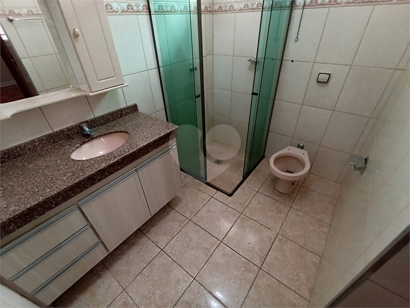 Casa à venda com 3 quartos, sendo 2 suítes,  no Centro, Itapetininga, SP