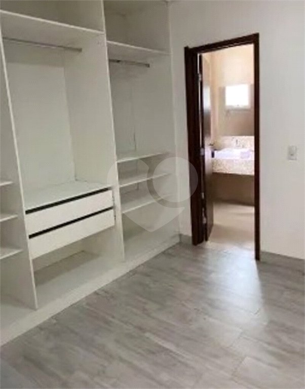 Casa à venda com 3 quartos no condomínio Villa D' Oro, Vinhedo - SP