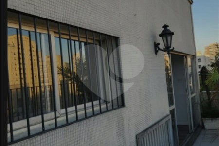 Apartamento à venda com 3 quartos, sendo 1 suíte, em Vila Mariana, São Paulo, SP