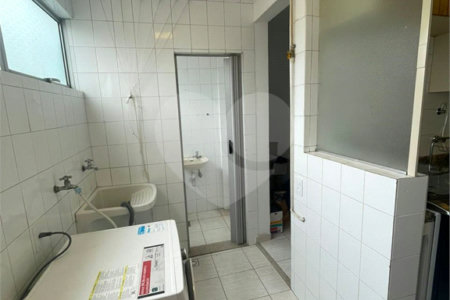 Apartamento à venda com 3 quartos, sendo 1 suíte,  em Vila Olímpia, São Paulo, SP