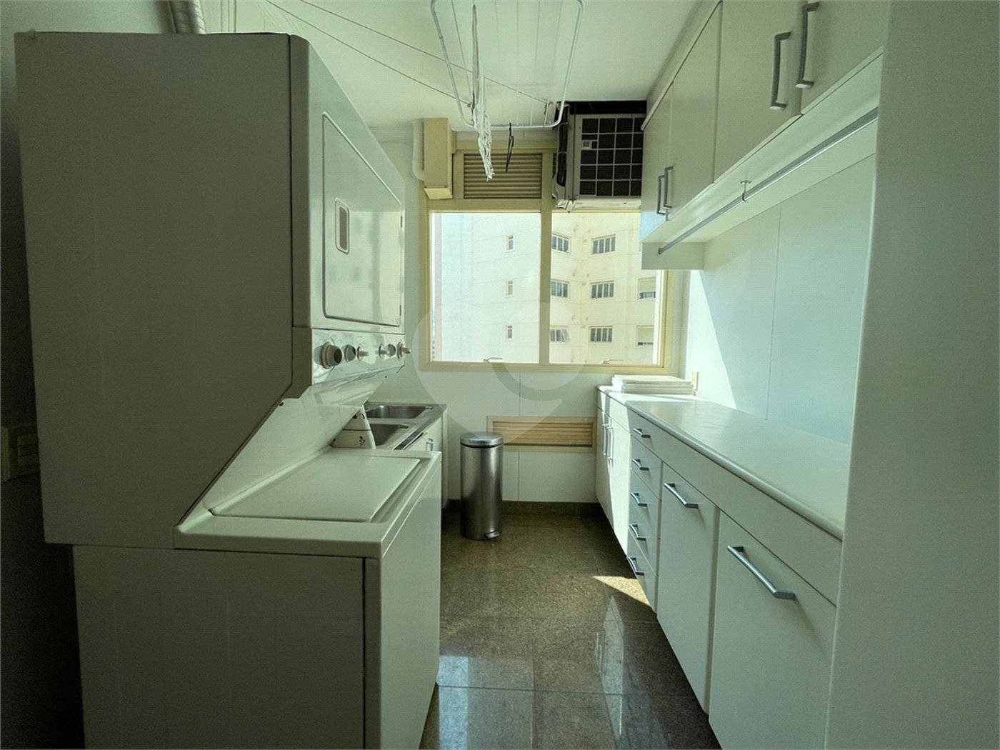 Apartamento à venda com 3 suítes em Campo Belo, São Paulo, SP