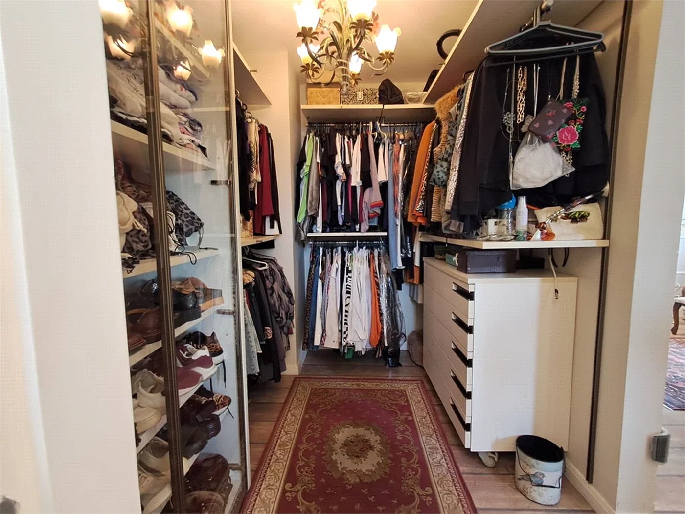 Apartamento à venda com 2 suítes em Vila Romana, São Paulo, SP