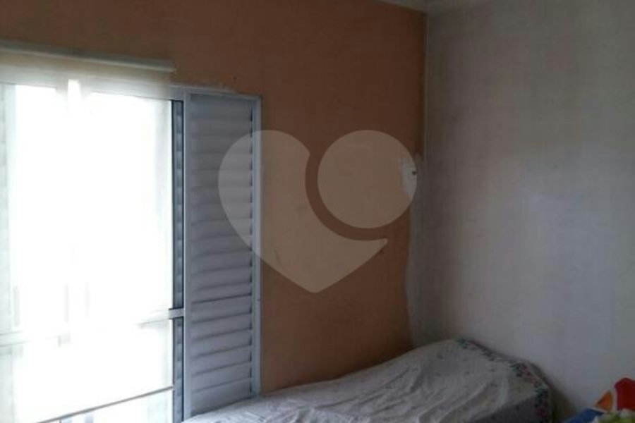 Sobrado à venda com 3 quartos, sendo 1 suíte, em Tremembé, São Paulo, SP