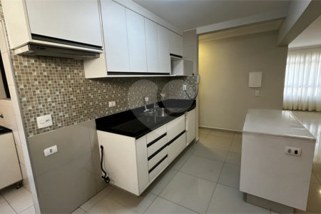 Apartamento à venda com 3 quartos em Vila Pompéia, São Paulo, SP