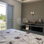 Casa à venda com 4 quartos, sendo 2 suítes, no condomínio Terras de São Francisco, Vinhedo - SP