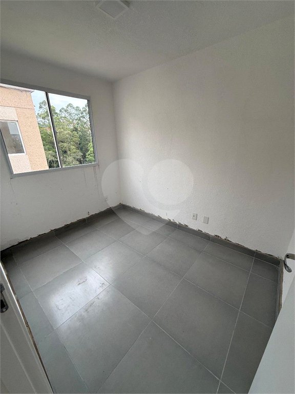 Casa em condomínio à venda com 2 quartos em Jardim Petrópolis, Cotia, SP
