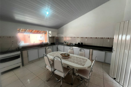Casa à venda com 3 quartos, sendo 1 suíte, em Jardim Itália, Itapetininga, SP