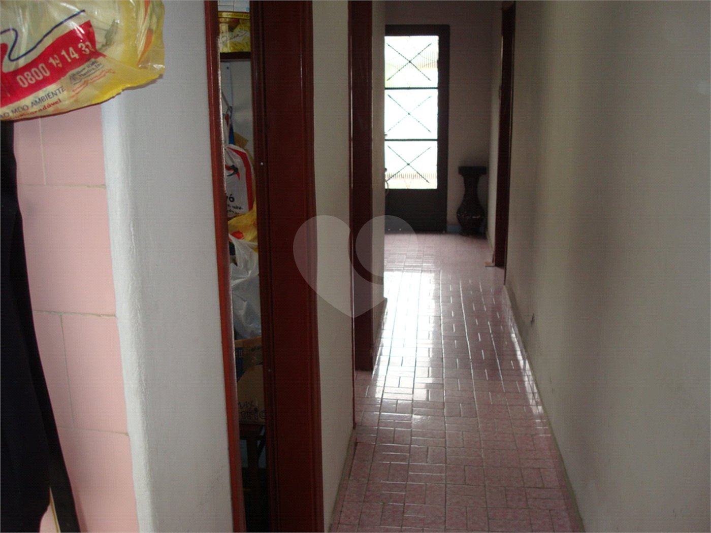 Sobrado à venda com 3 quartos em Vila Romanópolis, Ferraz de Vasconcelos, SP