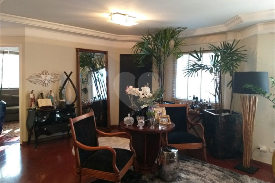 Casa à venda com 4 suítes em Jardim Floresta, São Paulo, SP