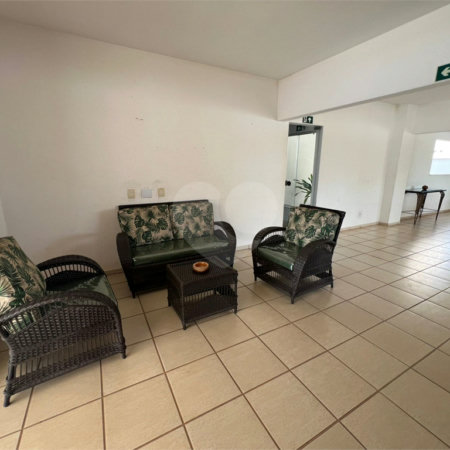 Apartamento à venda com 2 quartos, sendo 1 suíte, em Araés, Cuiabá, MT