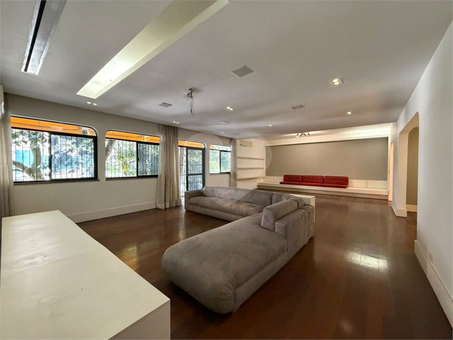 Apartamento à venda com 5 quartos, sendo 3 suítes, em Tijuca, Rio de Janeiro, RJ