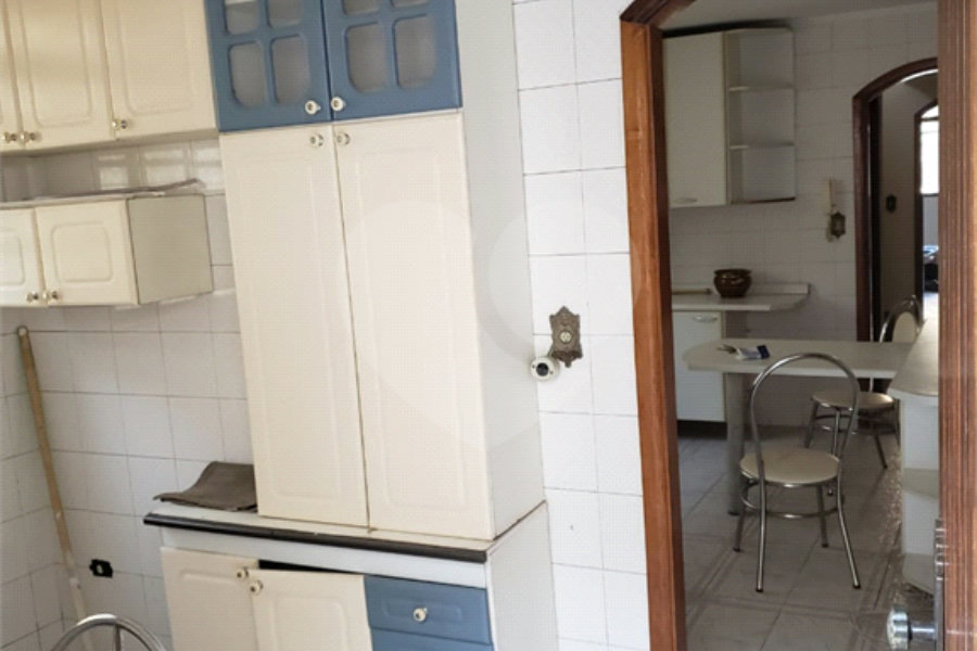 Sobrado à venda com 3 quartos, sendo 1 suíte, em Parque Peruche, São Paulo, SP