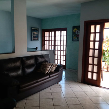 Casa à venda com 3 quartos, sendo 1 suíte, em Salto de São José, Salto, SP