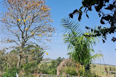 Chácara à venda com 4 quartos, sendo 1 suíte, em Zona Rural, Porangaba, SP