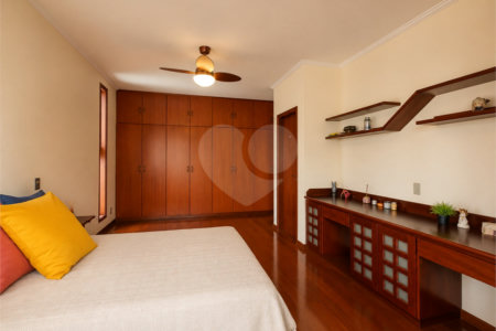 Casa à venda ou para alugar com 4 quartos, sendo 3 suítes, no Centro, Itapetininga, SP