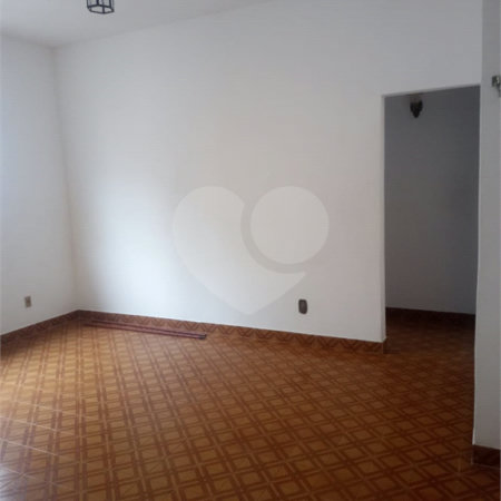 Casa à venda com 2 quartos, sendo 1 suíte, no Centro, Mangaratiba, RJ