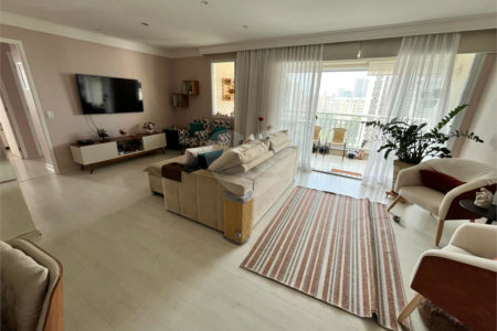Apartamento à venda com 4 quartos, sendo 3 suítes,  em Lar São Paulo, São Paulo, SP