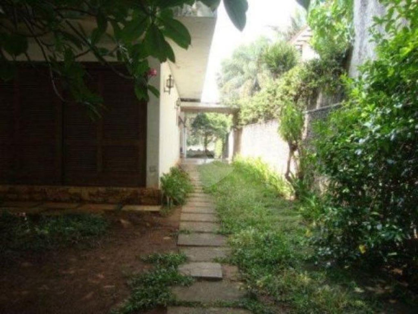 Casa Térrea à venda com 4 quartos, sendo 1 suíte, em Jardim Floresta, São Paulo, SP