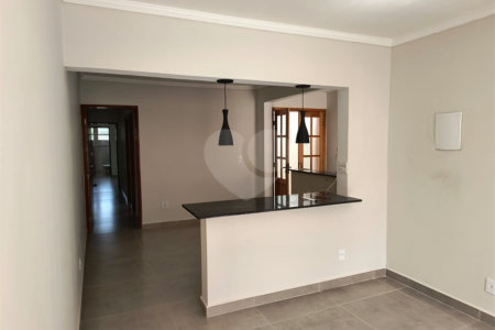 Casa à venda com 2 quartos, sendo 1 suíte, em Vila Avaí, Indaiatuba, SP