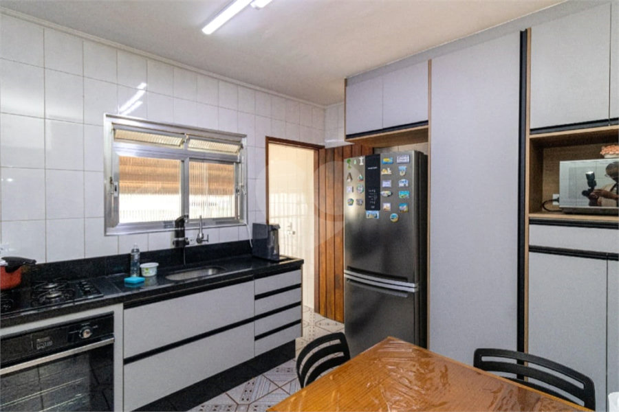 Casa à venda com 2 quartos, sendo 1 suíte, no condomínio Colina de Goiás, São Paulo - SP