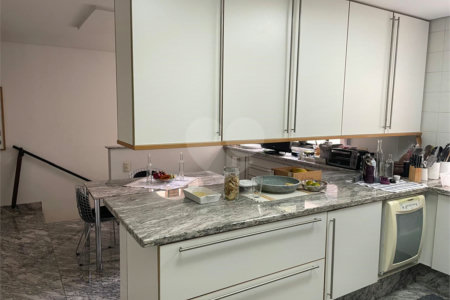 Casa de Vila à venda com 4 suítes em Morumbi, São Paulo, SP