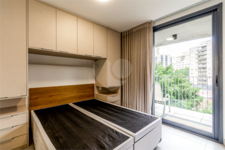 Apartamento à venda ou para alugar com 1 suíte em Jardim das Bandeiras, São Paulo, SP