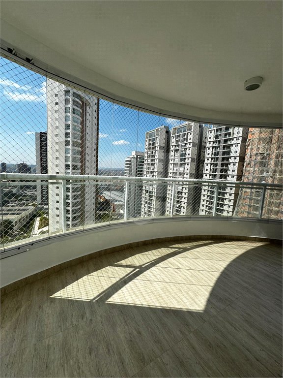 Apartamento à venda com 3 suítes em Parque Campolim, Sorocaba, SP