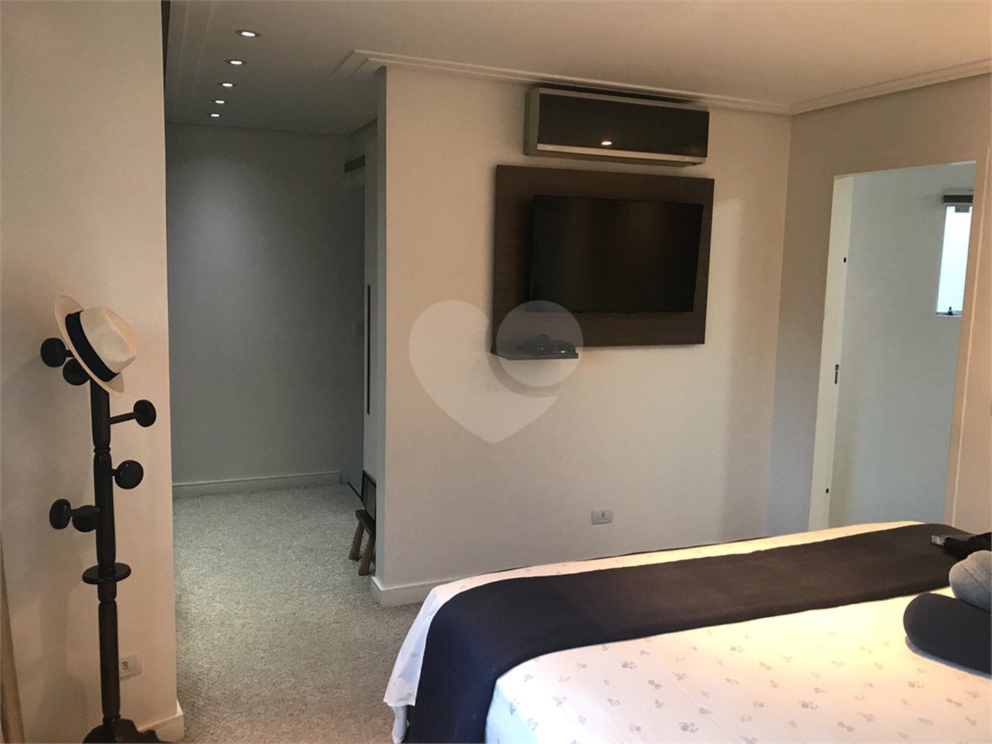 Sobrado à venda com 3 quartos, sendo 1 suíte, em Jardim Petrópolis, São Paulo, SP