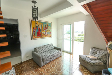 Casa à venda com 4 quartos, sendo 1 suíte, em Jardim Franca, São Paulo, SP