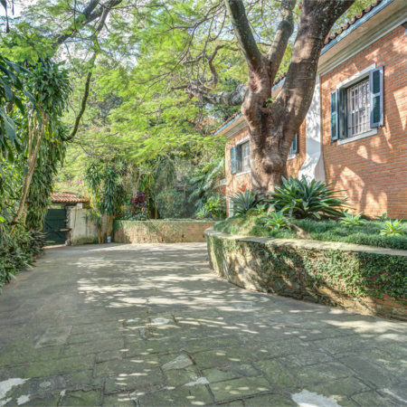 Casa à venda com 6 quartos, sendo 4 suítes, em Guarapiranga, São Paulo, SP