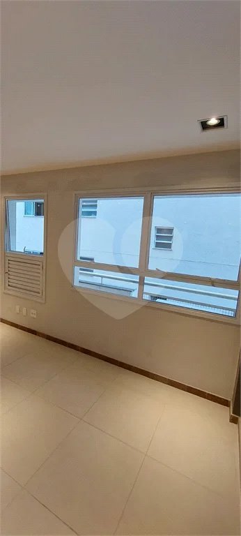 Sala comercial para locação no Paraíso