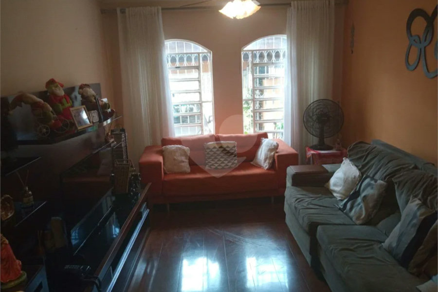 Excelente sobrado à venda, ao lado do Upa da Vila Santa Catarina.