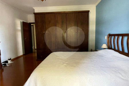 Casa à venda com 3 quartos, sendo 2 suítes,  em Jardim do Lago, Bragança Paulista, SP