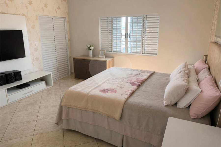 Sobrado à venda com 5 quartos, sendo 3 suítes, em Casa Verde, São Paulo, SP