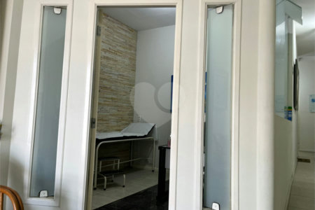 Casa à venda com 4 quartos em Jardim Oriental, São Paulo, SP
