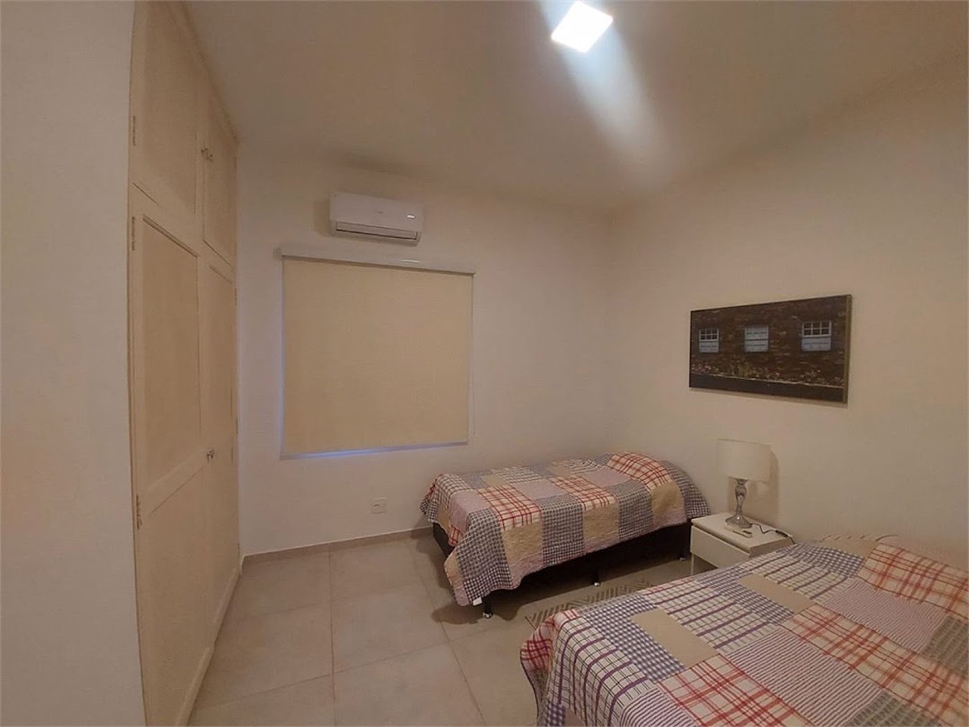 Apartamento com 4 dormitórios à venda, 120 m² por R$ 700.000,00 - Pitangueiras - Guarujá/SP