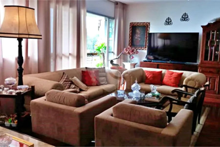 Apartamento à venda com 3 quartos, sendo 1 suíte, em Vila Andrade, São Paulo, SP