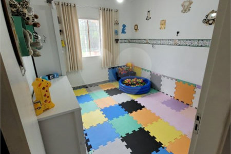 Chácara à venda com 3 quartos, sendo 1 suíte,  em Jardim Imperial, Atibaia, SP