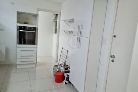 Apartamento à venda ou para alugar com 3 quartos, sendo 1 suíte, em Itaim Bibi, São Paulo, SP
