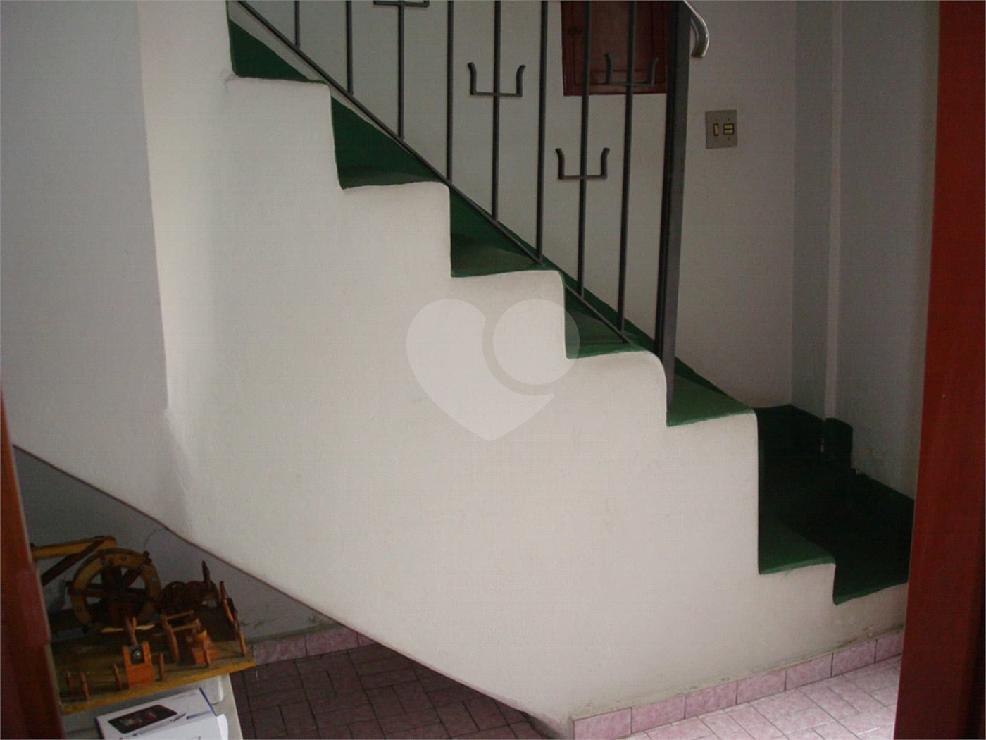 Sobrado à venda com 3 quartos em Vila Romanópolis, Ferraz de Vasconcelos, SP