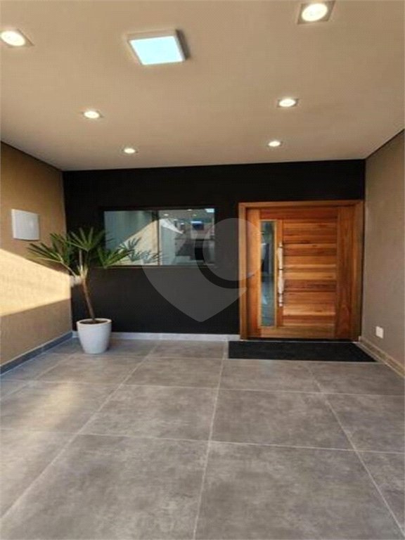 Casa à venda com 1 quarto, sendo 2 suítes,  no condomínio Residencial Oliveira, São Paulo - SP