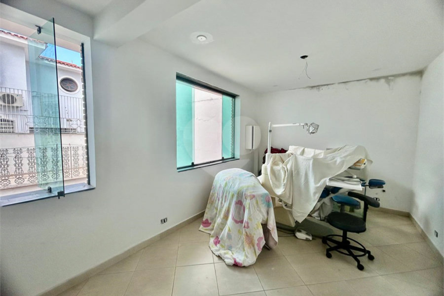 Sobrado à venda com 4 quartos, sendo 3 suítes, em Jardim São Paulo(zona Norte), São Paulo, SP