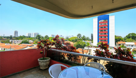 Apartamento à venda com 3 quartos, sendo 1 suíte,  em Chácara Santo Antônio, São Paulo, SP